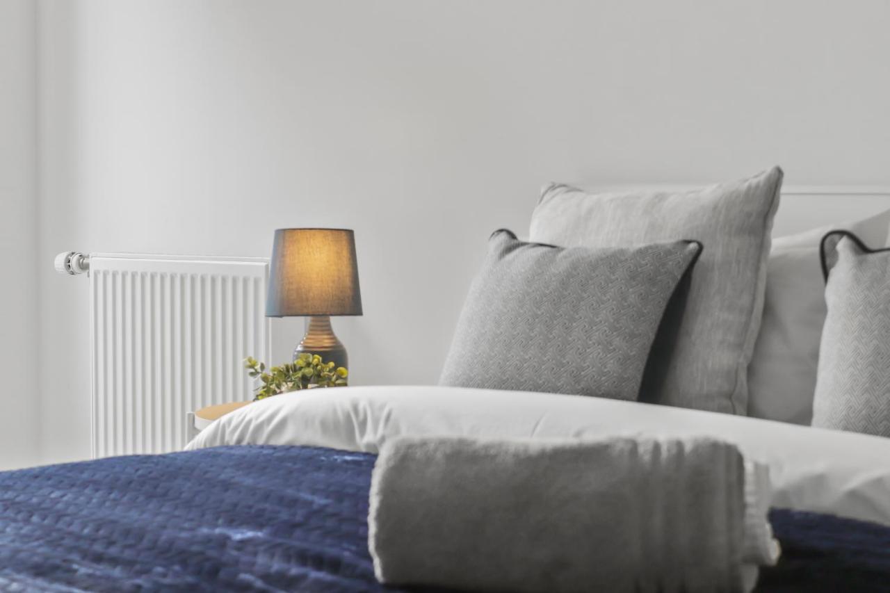 Centrally Located - Modern - 2Bed - 2Bath Apartment Londres Exterior foto