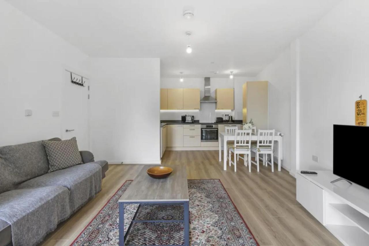 Centrally Located - Modern - 2Bed - 2Bath Apartment Londres Exterior foto
